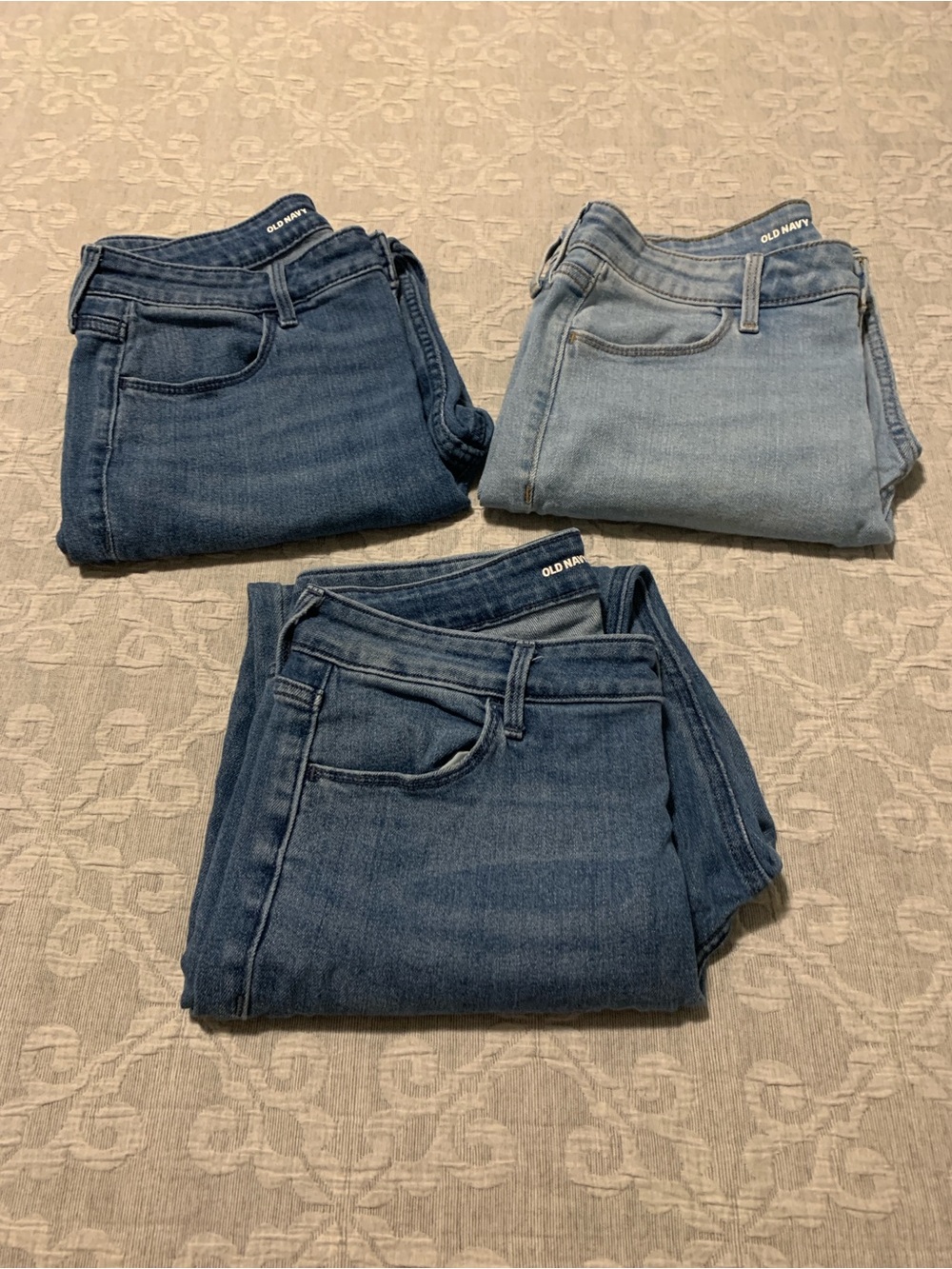BUNDLE Old Navy Wow Super-Skinny & Straight Jeans (Size 8 Short)